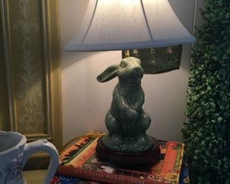 Green rabbit lamp 