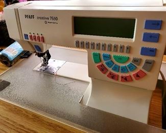 Pfaff creative 7550 sewing machine