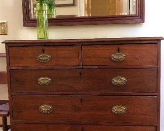 Fine antique 5 drawer chest, nice vintage mirror