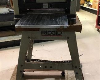 Ridgid 13" planer TP1300 with stand