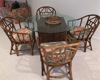 Maguire table with 4 chairs
