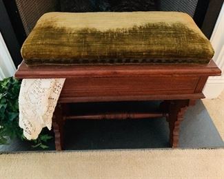 American Federal style Antique Stool with original upholstery