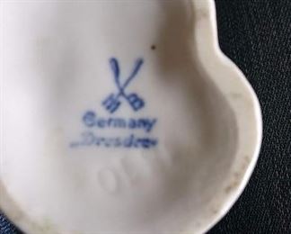 German/Dresden figurine