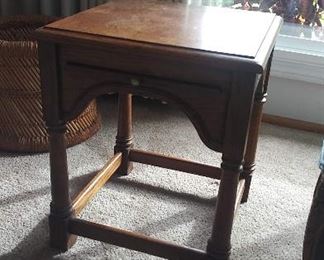 4 extension wooden side table