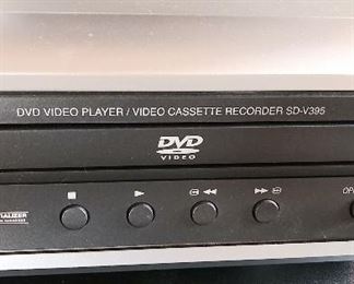 TOSHIBA SD-V395 DVD VCR Combo VHS Player/Recorder 