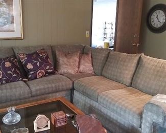 Bassett sectional sofa