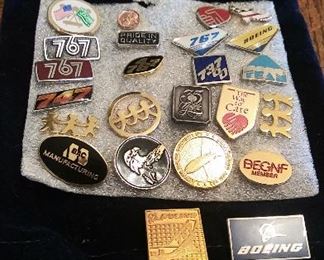 Boeing pins