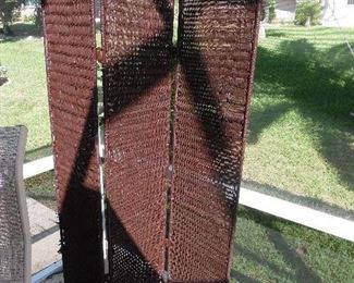 Wicker screen