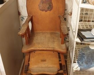 Vintage high chair - tray missing 