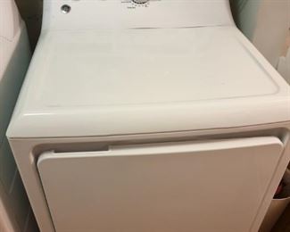 GE Dryer like new matches GE Washer