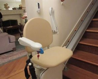 Chair lift /excellent condition