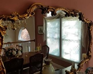 You have to see this mirror to believe it.