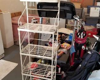 Nice Bakers rack