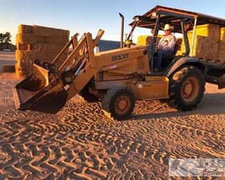 570XLT Case Scraper Tractor
570XLT Case Scraper Tractor.  Tires are 40%.  See hours in pictures.  Running and ready to go to work.  Front bucket cutting edge is in good shape.  Scraper attachment has extra drag plates added.