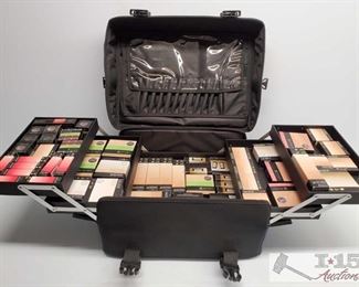 Emani Vegan Makeup Products w/ Organizer Case
Emani Vegan Makeup Products w/ Organizer Case. Makeup includes lip colors, foundations, blush, concealer, bronzer and more!