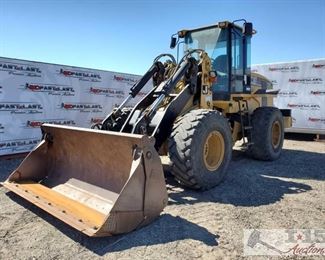 76: CAT IT38G Enclosed Loader with 4 in 1 Bucket
Product Identifcation number: CATIT38GK7BS01082 Hours: 8074 Has loadrite LR915 and LP950. A/C and Heater