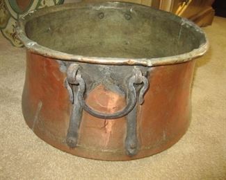 COPPER POT