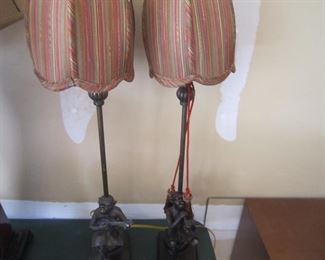PAIR OF LAMPS