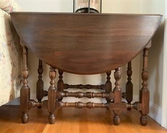 Gate Leg Table