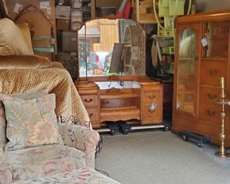  vintage bedroom furniture room