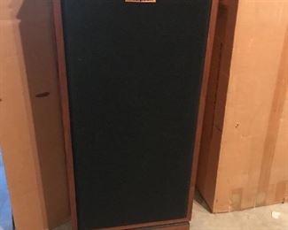 KLIPSCH FORTE IN LIKE NEW CONDITION