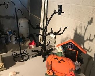 HALLOWEEN DECOR