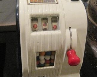 1 Cent Countertop Daval American Eagle 3-Reel Gumball Trade Stimulator.