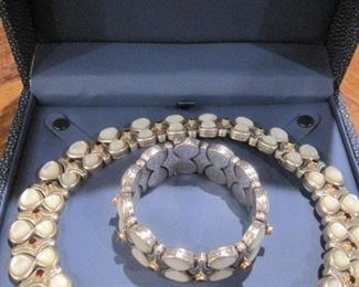 Konstantino Necklace and Bracelet set in 18K gold and silver.