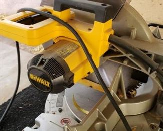 DeWalt Saw