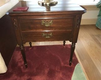 Eathan Allen End Table