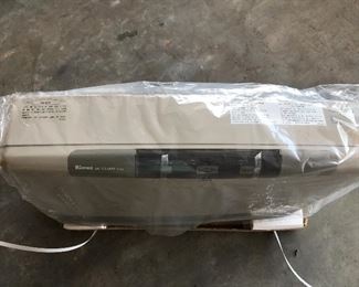 Rinnai heater ES22P Liquid Propane 8,200-20,700 BTU