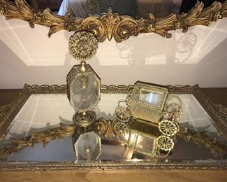                            Gilded perfume and trinket box