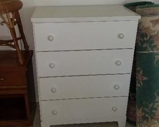 Dreeser, night stand, rugs, wicker side table