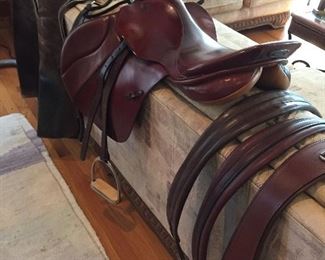   BEAUTIFUL ENGLISH SADDLE BY STUBBEN WITH  STRAPS, BLANKET AND BRIDLE.   PAIR OF CHAPS