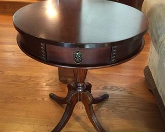                    VERY NICE ROUND TABLE W/ DRAWER