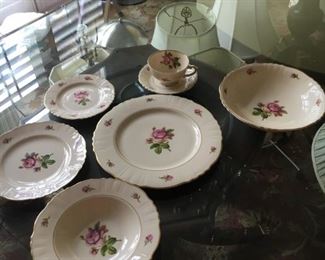Set of Federal Shape Syracuse chine. Place settings plus serving pieces. Great condition.