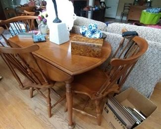 Drop leaf table 4 chairs