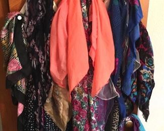 Women’s scarves