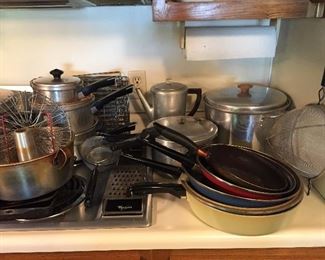 Assorted Cookware