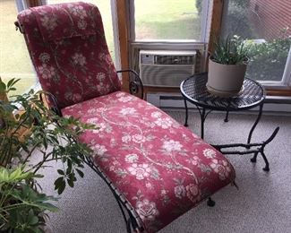 Metal Outdoor/Porch Lounger