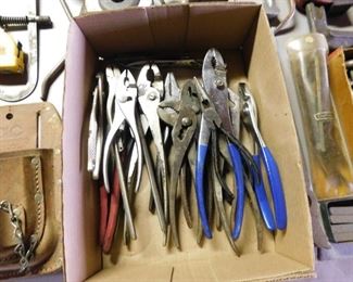 Pliers