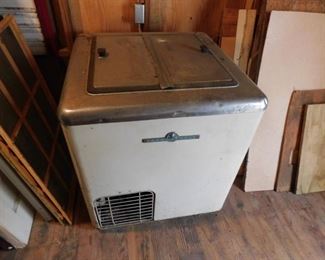 Vintage Ice Cream Freezer