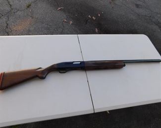Winchester Model 1400 Mk. II 12 Gauge Shotgun with Paperwork and Chokes