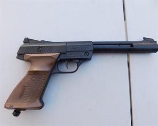 Crosman Powermatic Pellet Gun
