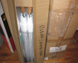 Tons of Brand New Umbrellas Black, White & Clear