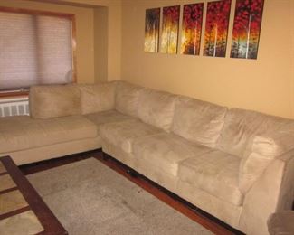 Raymour & Flanigan Sectional Sofa with Chaise Lounge