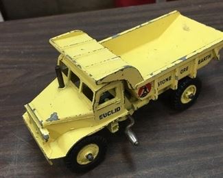Dinky super toy Euclid rear dump truck 965
