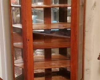 Atq Oak China Cabinet