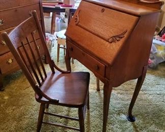 Atq Oak Slant Top Desk