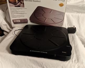 Royal Shipping Scale